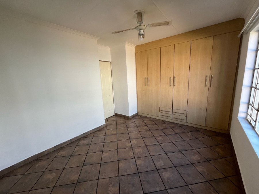 4 Bedroom Property for Sale in Waterkloof A H North West